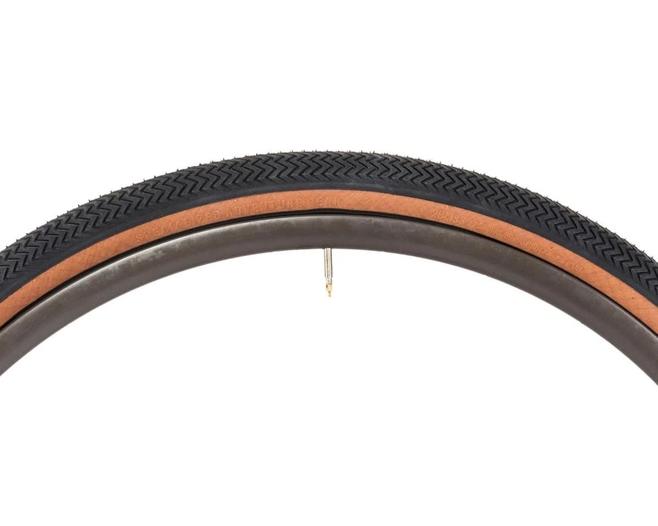 Specialized Sawtooth Tubeless Adventure Tire (Tan Wall) (700c / 622 ISO) (42mm) (Folding) (Gripton) 3 Specialized Sawtooth Tubeless Adventure Tire (Tan Wall) (700c / 622 ISO) (42mm) (Folding) (Gripton) - Image 3