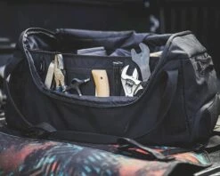 Dakine Descent Bike Duffle Bag (Black) (70L) -Two Wheel Haven 10002956 blk 2