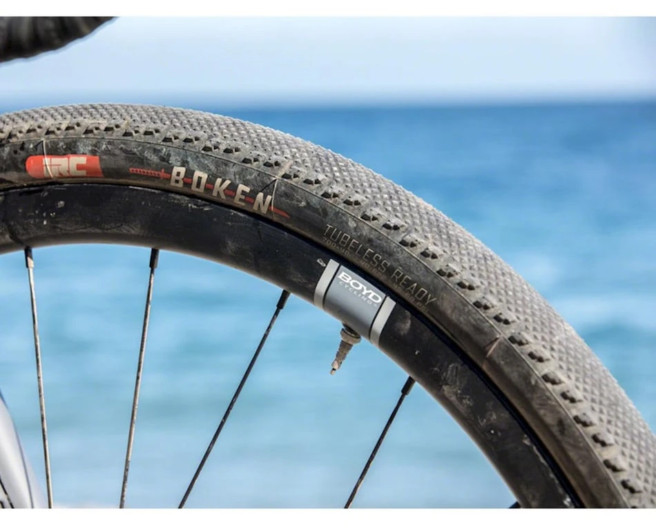 IRC Boken Tubeless Gravel Tire (Black) (700c / 622 ISO) (36mm) (Folding) 4 IRC Boken Tubeless Gravel Tire (Black) (700c / 622 ISO) (36mm) (Folding) - Image 4